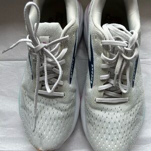 Brooks Ghost 15 women’s running shoes gray pink navy size 9.5(B)
